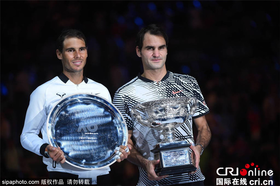 费德勒关键节点问鼎冠军，SKT带队取胜！的简单介绍